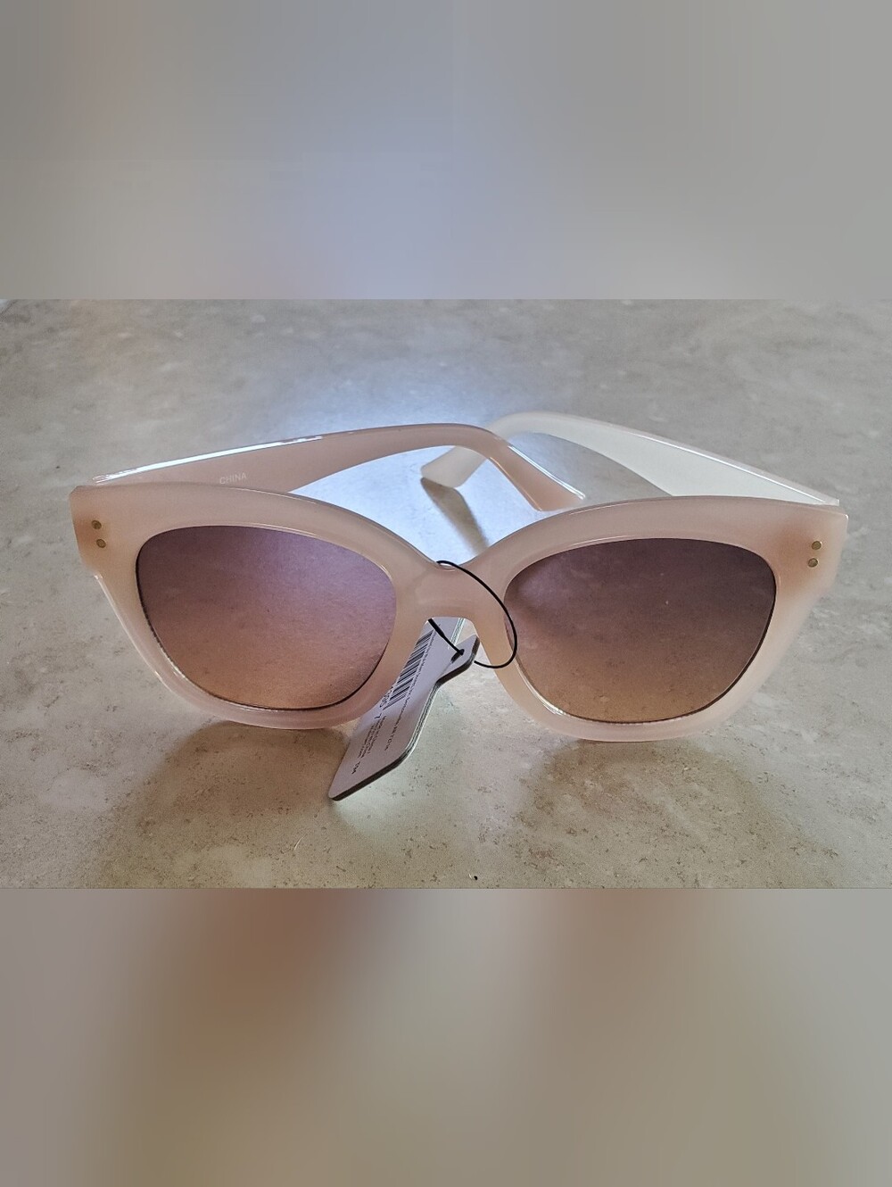 Women's Beige/Pink Skin Tone Sunglasses